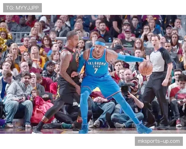 安东尼无球进攻效率提升，关键回合得分占比显著高于生涯均值